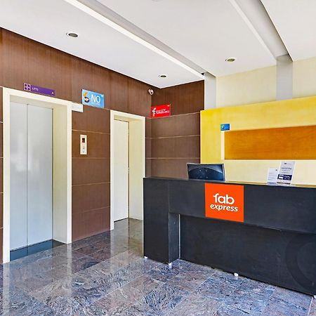 Fabexpress B Zone - Nr Us Consulate Hotel Ченай Екстериор снимка